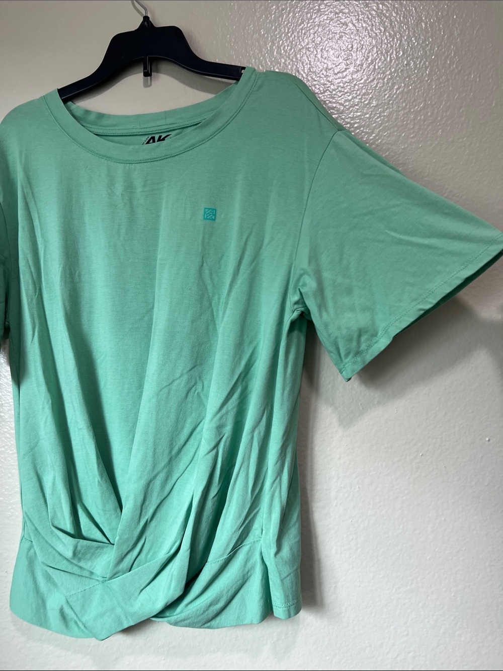 Anne Klein Mint Green Twist-Front Short Sleeve Tee